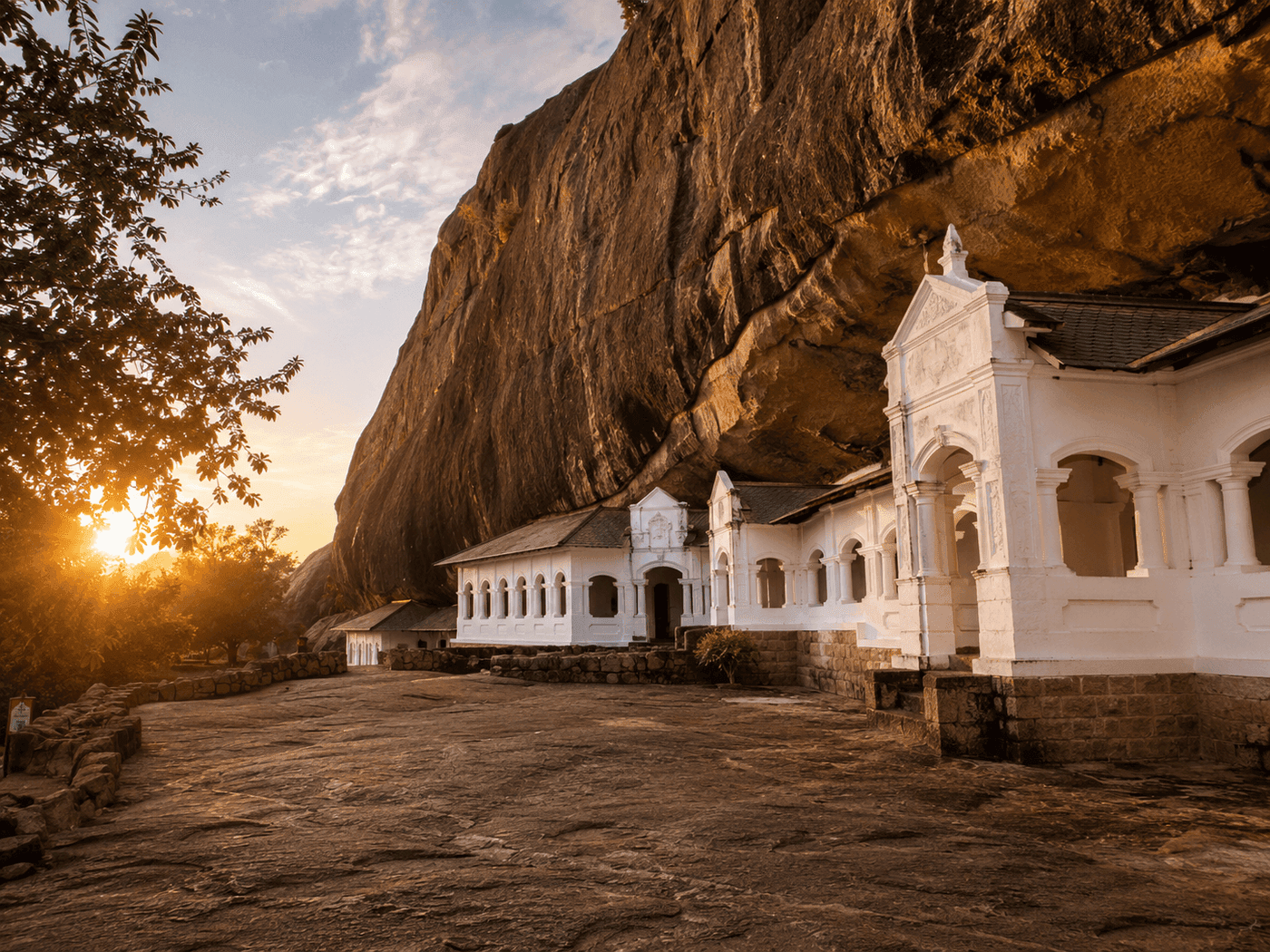 Dambulla Royal Cave Temple